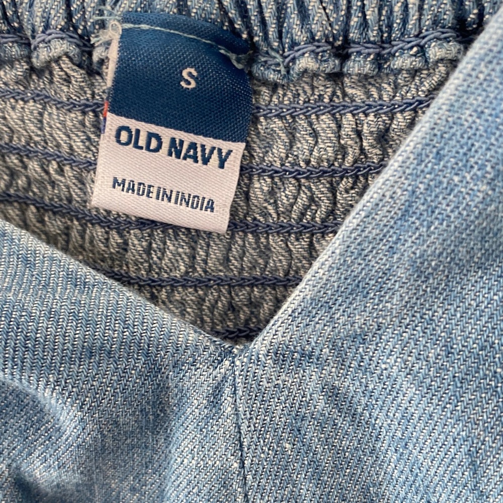 NWT Old Navy Waist Defined Puff Sleeve Denim Blue Jumpsuit Size Small - Picture 6 of 8